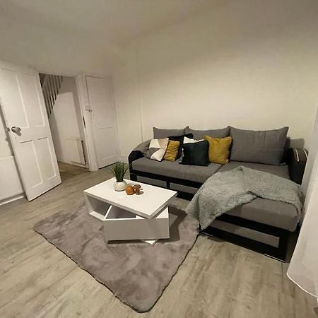 Spacious 2 Bedroom On Tower Bridge London Luaran gambar