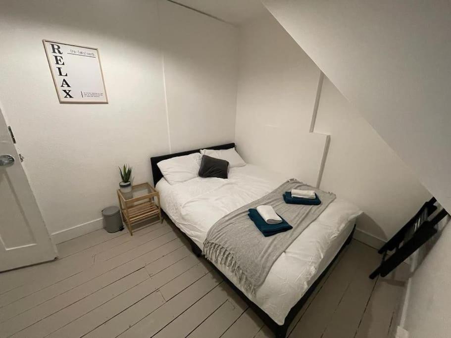 Spacious 2 Bedroom On Tower Bridge London Luaran gambar